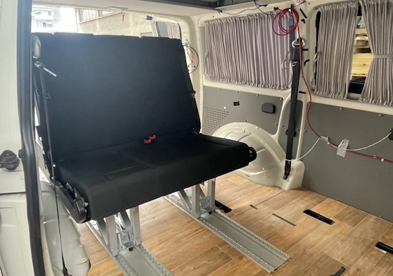 Schnierle SL3 Schlafsitzbank VW T5 - Professionelle Camper Sitzbank