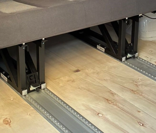 Detailaufnahme Schnierle SL3 Schlafsitzbank Citroen Jumper